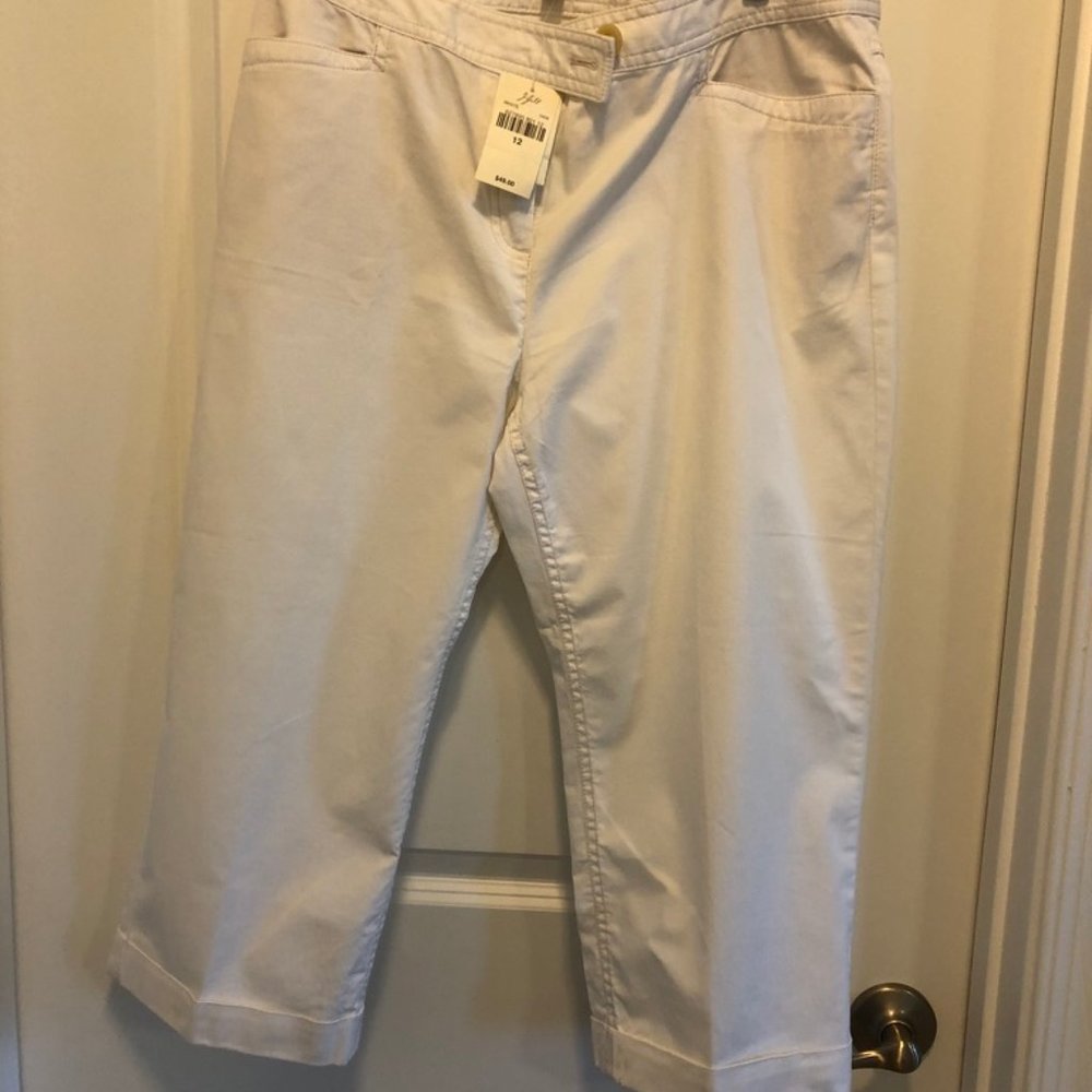 JJill White Capri